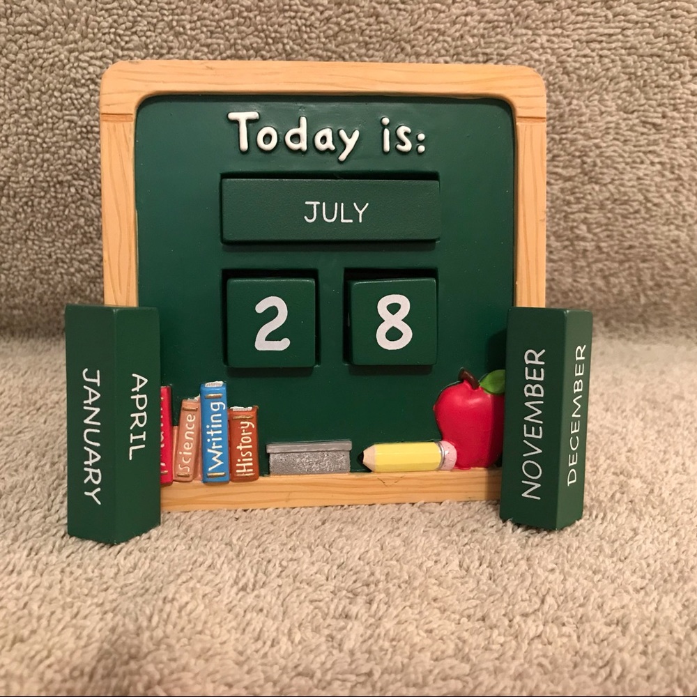 BACK TO SCHOOL adorable desk calendar
